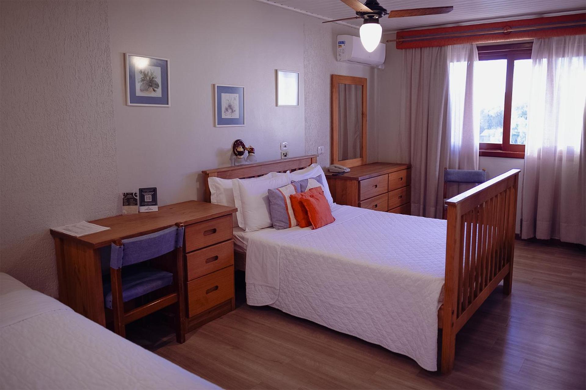 Hotel Renar ไฟรบัวร์กุ ภายนอก รูปภาพ