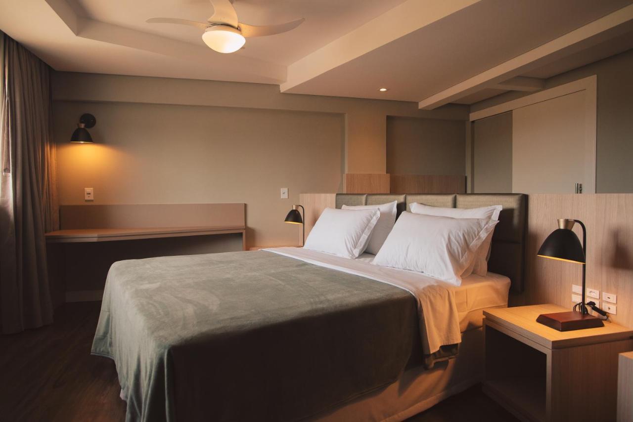 Hotel Renar ไฟรบัวร์กุ ภายนอก รูปภาพ
