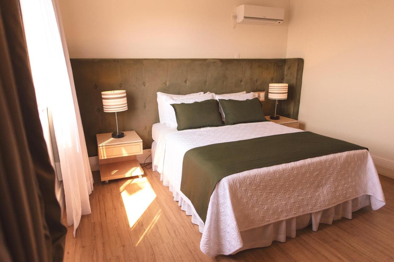 Hotel Renar ไฟรบัวร์กุ ภายนอก รูปภาพ