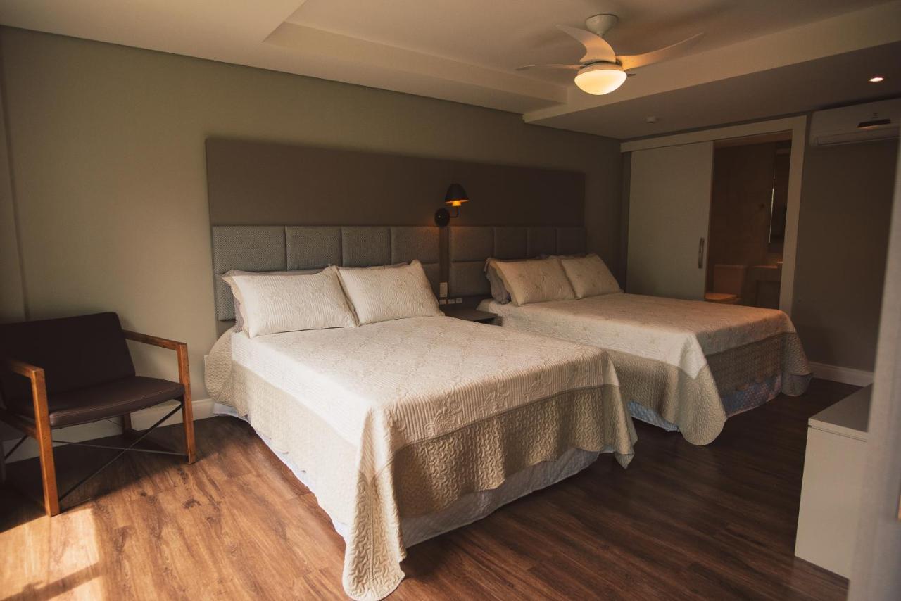Hotel Renar ไฟรบัวร์กุ ภายนอก รูปภาพ